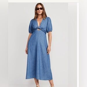 Old Navy denim blue top wrap around, fit and flare , low front